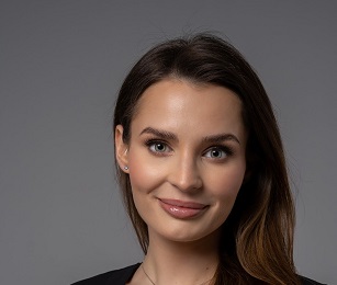 Dr Karolina Pawłowska-Kasperczak